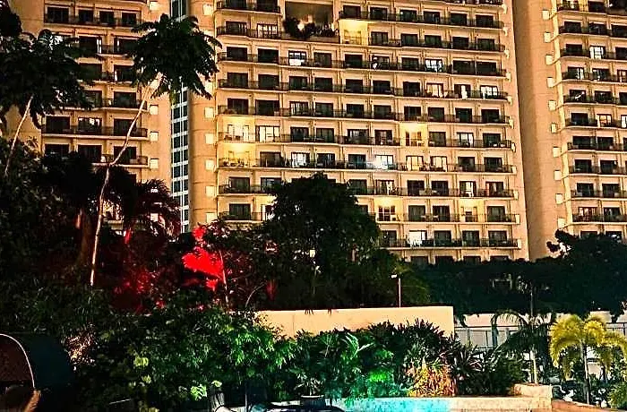 Hotel Acqua By Hamodis' Crib Manila
